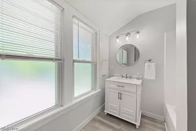 1395 Delia Avenue, Akron, OH 44320 - Photo 22