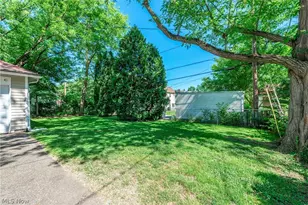 1395 Delia Ave, Akron, OH 44320 - Photo 38