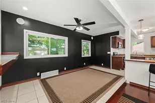 1395 Delia Ave, Akron, OH 44320 - Photo 12
