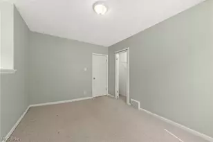 1395 Delia Ave, Akron, OH 44320 - Photo 28