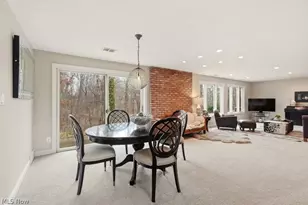 905 Heritage Ln, Bath, OH 44333 - Photo 14
