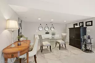 905 Heritage Ln, Bath, OH 44333 - Photo 18