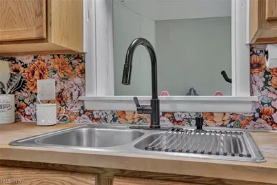 3815 Dillon Falls Road, Zanesville, OH 43701 - Photo 16