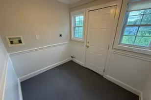 413 W Main St, South Amherst, OH 44001 - Photo 8