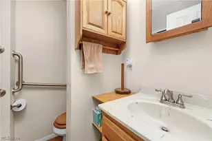 303 Roxboro Rd, Vermilion, OH 44089 - Photo 20