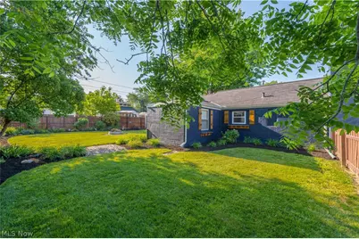 303 Roxboro Road, Vermilion, OH 44089 - Photo 28
