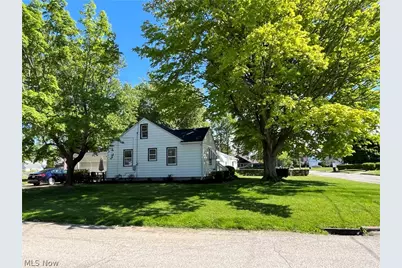 708 Allen Avenue, Ashtabula, OH 44004 - Photo 2