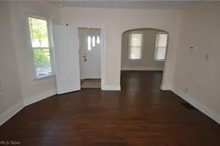 900 Sherman St, Akron, OH 44311 - Photo 8