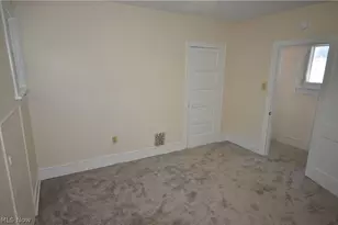 900 Sherman St, Akron, OH 44311 - Photo 22