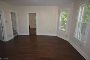 900 Sherman St, Akron, OH 44311 - Photo 6