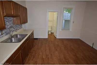 900 Sherman Street, Akron, OH 44311 - Photo 12