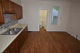 900 Sherman St, Akron, OH 44311 - Photo 12