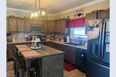 1124 E 17th Street, Ashtabula, OH 44004 - Photo 2