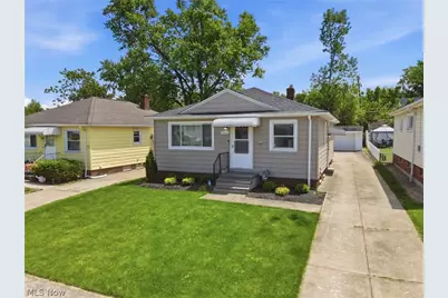 4315 Russell Avenue, Parma, OH 44134 - Photo 2