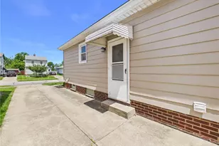 4315 Russell Ave, Parma, OH 44134 - Photo 4