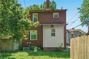 1413 13th St NW, Canton, OH 44703 - Photo 6