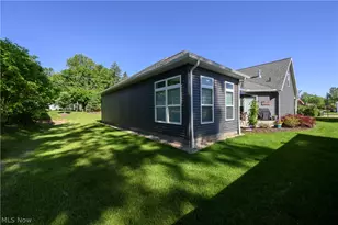1970 Hawthorn Ct, North Canton, OH 44720 - Photo 8