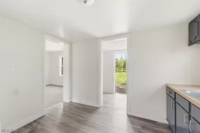 5838 Portage Avenue, Loveland, OH 44127 - Photo 20