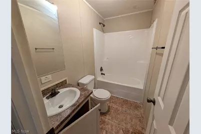 205 Larkstone Place, Elyria, OH 44035 - Photo 8