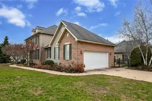 5957 Century St NW, Canton, OH 44718 - Photo 4