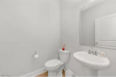 9235 Ledge View Terrace, Grandview Heights, OH 44147 - Photo 18
