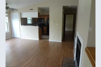 1304 Stoney Run Trail, Grandview Heights, OH 44147 - Photo 2