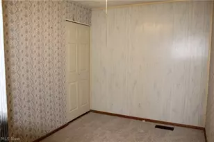 649 Standish St NW, Massillon, OH 44647 - Photo 38
