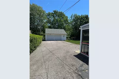 5287 Strawberry Lane, Willoughby, OH 44094 - Photo 24