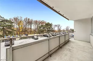 12900 Lake Ave, Oakwood, OH 44107 - Photo 16