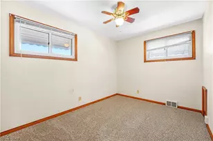6150 Wareham Dr, Parma, OH 44129 - Photo 16