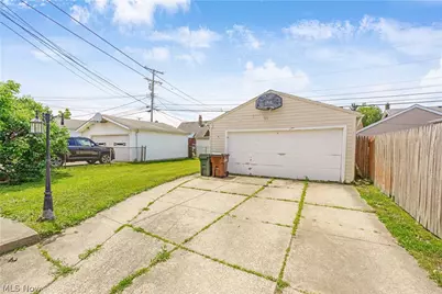 6150 Wareham Drive, Parma, OH 44129 - Photo 28