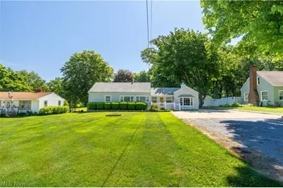 4847 Manchester Road, New Franklin, OH 44319 - Photo 2