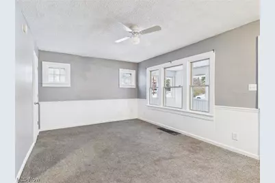 754 Arcadia Avenue, Cuyahoga Falls, OH 44221 - Photo 6