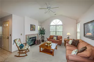 1055 N Jefferson St, Medina, OH 44256 - Photo 6