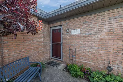1055 North Jefferson Street #B, Medina, OH 44256 - Photo 4