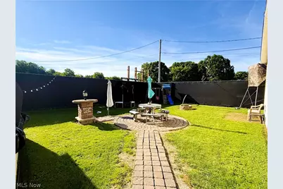 531 Herrick Street, Uhrichsville, OH 44683 - Photo 4