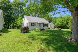 1181 Norwood St, Kent, OH 44240 - Photo 2
