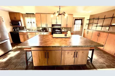 2933 Crestwood Drive NW, Warren, OH 44485 - Photo 8