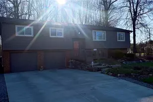 2933 Crestwood Dr NW, Warren, OH 44485 - Photo 4