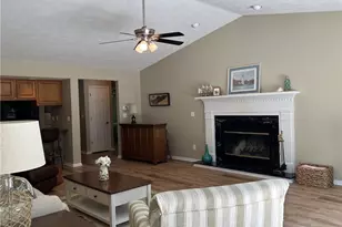 404 Leisure Dr, Huron, OH 44839 - Photo 6
