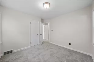 142 Canton Rd, Akron, OH 44312 - Photo 16