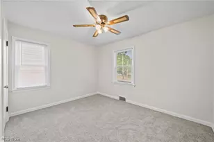 142 Canton Rd, Akron, OH 44312 - Photo 12