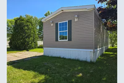 12048 Nicki Lane, Chardon, OH 44024 - Photo 2