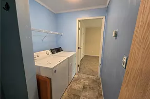 12048 Nicki Ln, Chardon, OH 44024 - Photo 12