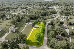 207 Mt Pleasant Rd, Green, OH 44216 - Photo 2