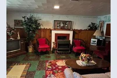 1226 Columbus Avenue, Ashtabula, OH 44004 - Photo 2