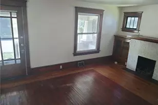 949 W Exchange St, Akron, OH 44302 - Photo 4