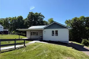 1085 Overlook Dr, Wintersville, OH 43953 - Photo 2