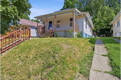 578 Plum Avenue, Akron, OH 44305 - Photo 2