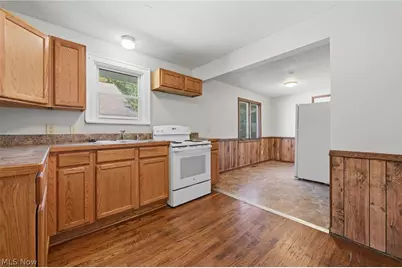 578 Plum Avenue, Akron, OH 44305 - Photo 10